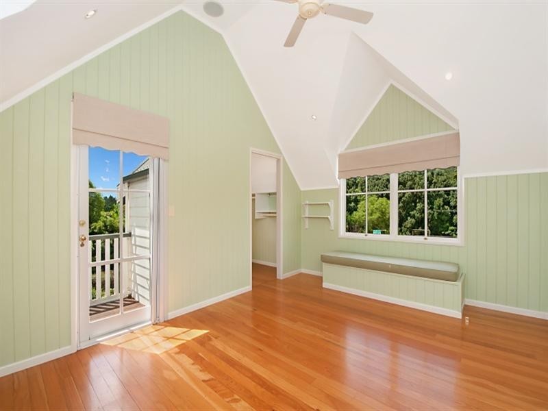 26 Gibsonville Street, Tallebudgera Valley QLD 4228