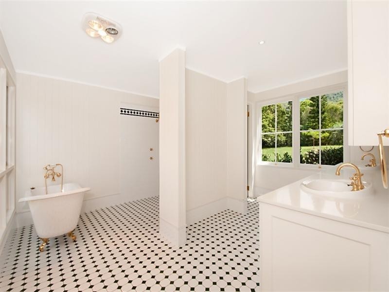 26 Gibsonville Street, Tallebudgera Valley QLD 4228