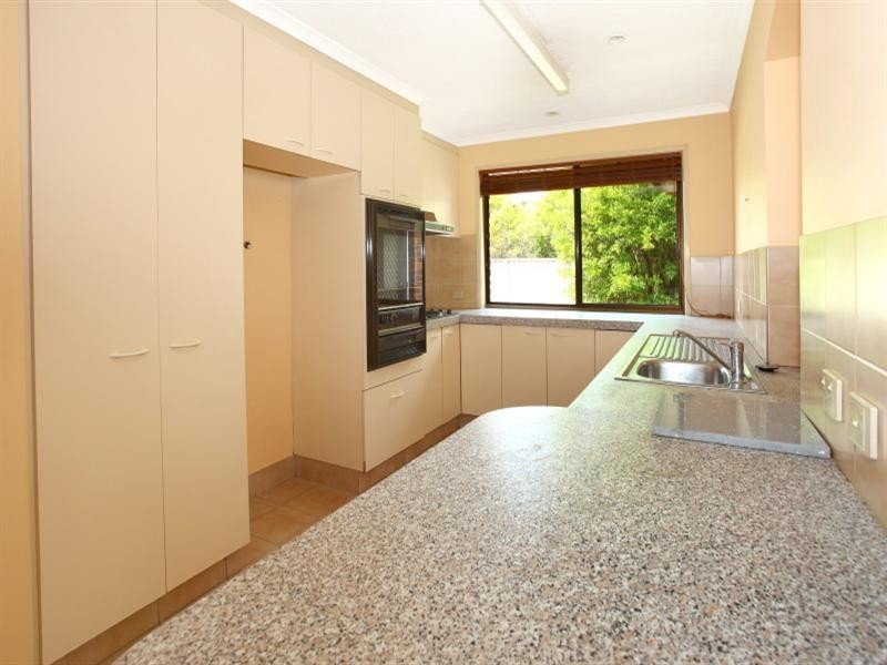 3 Hokitika Street, Broadbeach Waters QLD 4218