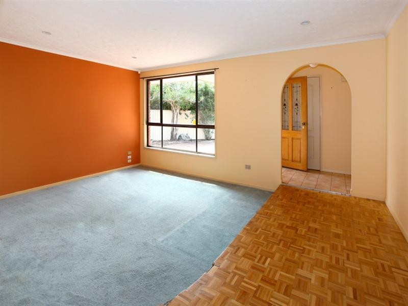 3 Hokitika Street, Broadbeach Waters QLD 4218