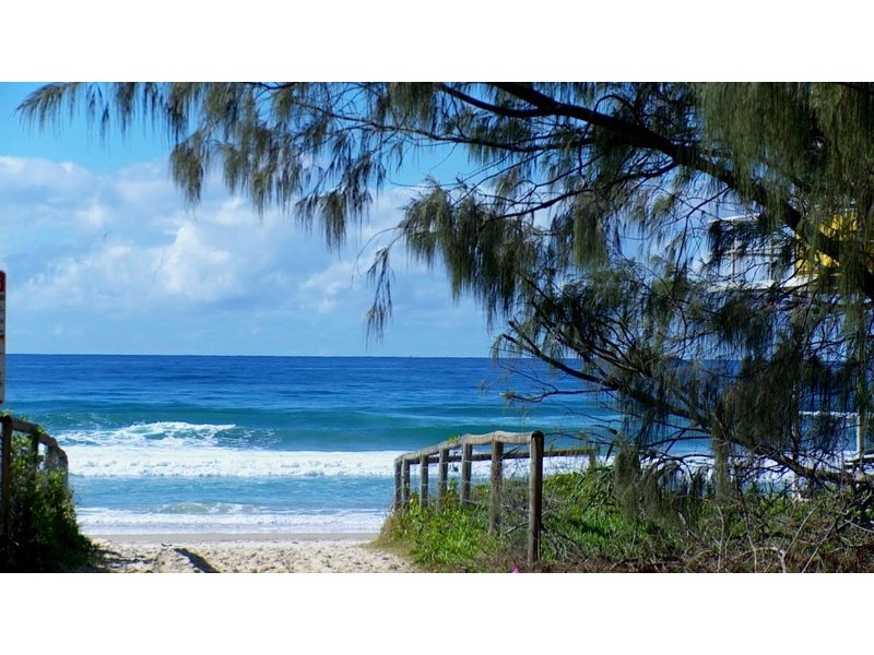 23 ‘Waterline’ 59 Broadbeach Boulevard, Broadbeach QLD 4218