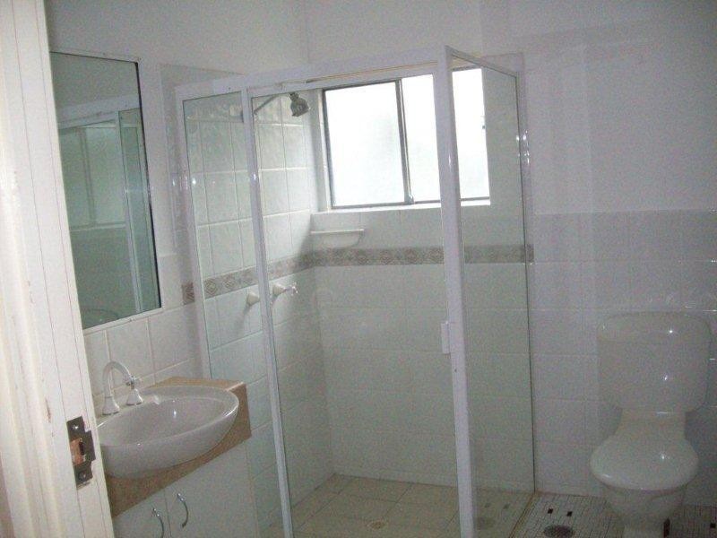 11/6 Stanhill Drive, Chevron Island QLD 4217