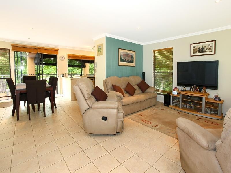 94/20 Fairway Drive, Clear Island Waters QLD 4226