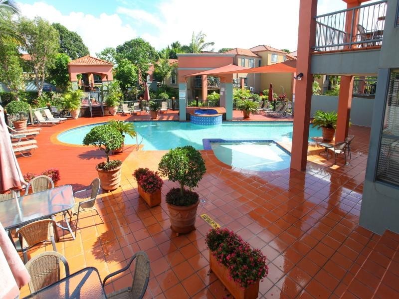 94/20 Fairway Drive, Clear Island Waters QLD 4226