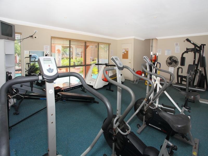 94/20 Fairway Drive, Clear Island Waters QLD 4226