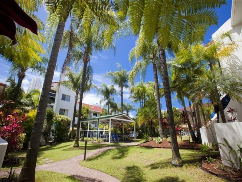 8/17 Genoa Street, Surfers Paradise QLD 4217