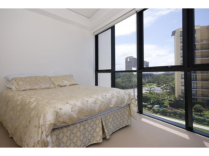 502 ‘Sierra Grand’ 22 Surf Parade, Broadbeach QLD 4218