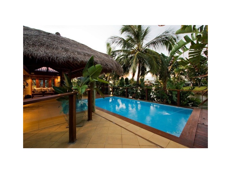 Broadbeach Waters QLD 4218