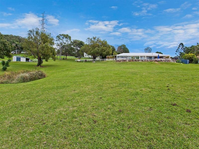 647 Trees Road, Tallebudgera QLD 4228