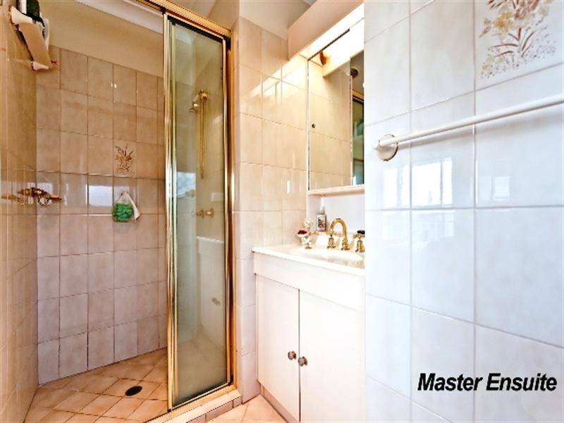 10 Monte Vista Court, Broadbeach Waters QLD 4218