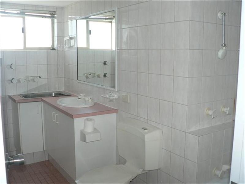 8/10 Dudley, Mermaid Beach QLD 4218