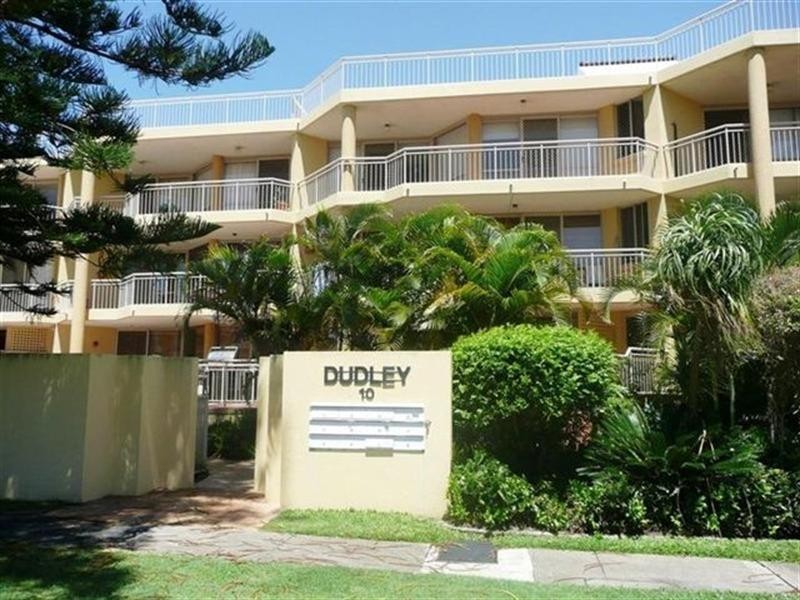 8/10 Dudley, Mermaid Beach QLD 4218