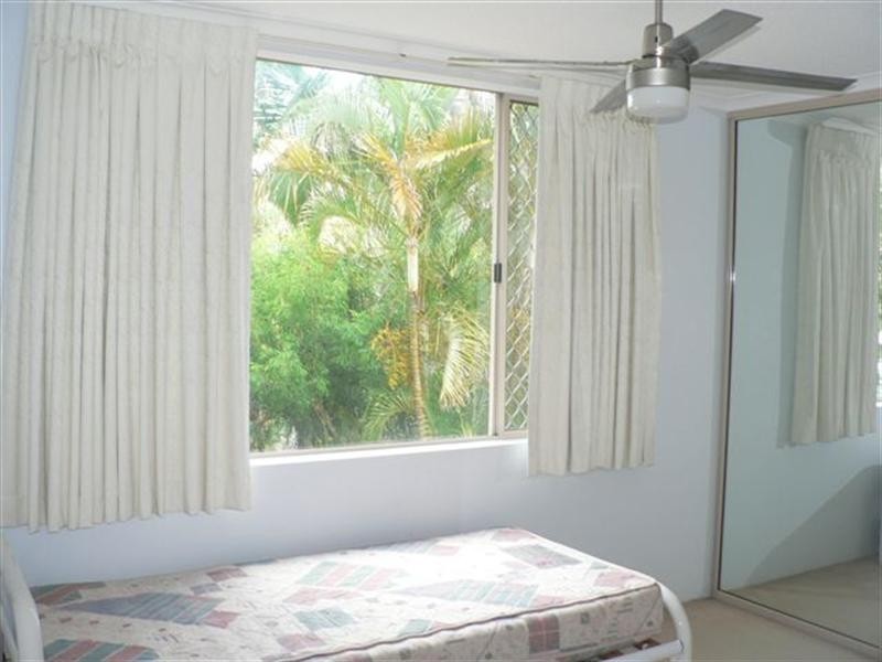 8/10 Dudley, Mermaid Beach QLD 4218