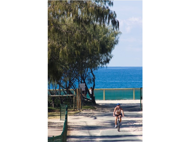 185 Old Burleigh Road, Broadbeach QLD 4218