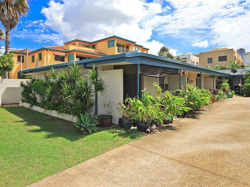 3 ‘Sunbrite Court’ 7 Sunbrite Avenue, Mermaid Beach QLD 4218