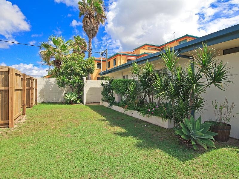 3 ‘Sunbrite Court’ 7 Sunbrite Avenue, Mermaid Beach QLD 4218