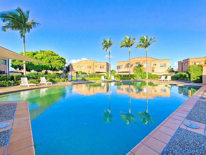23/117 Palm Meadows Drive, Carrara QLD 4211