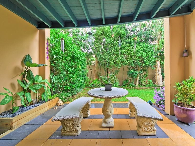 23/117 Palm Meadows Drive, Carrara QLD 4211