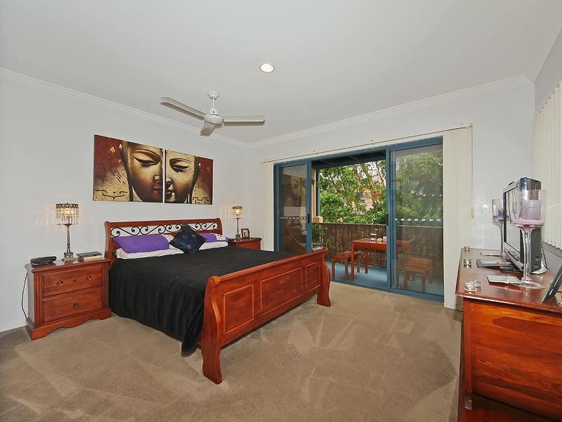 23/117 Palm Meadows Drive, Carrara QLD 4211