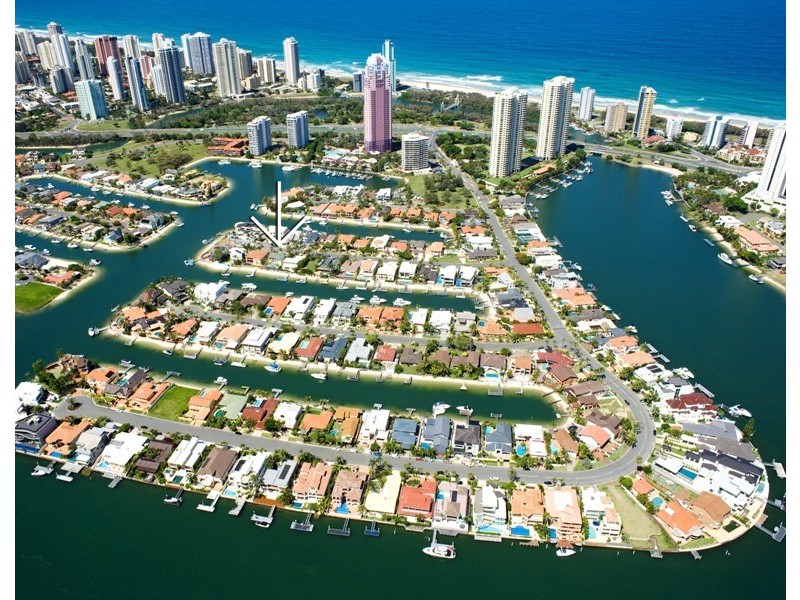 24 Seafarer Court, Main Beach QLD 4217