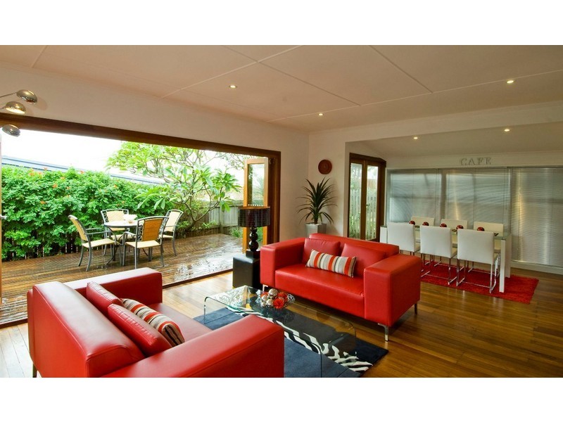 7 Albatross Avenue, Mermaid Beach QLD 4218