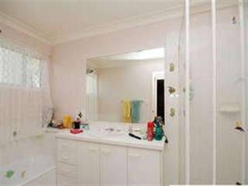 6/130 Pappas Way, Carrara QLD 4211