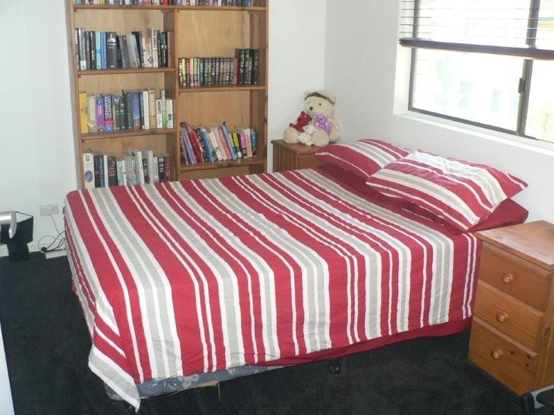 6/33 Chelsea Avenue, Broadbeach QLD 4218