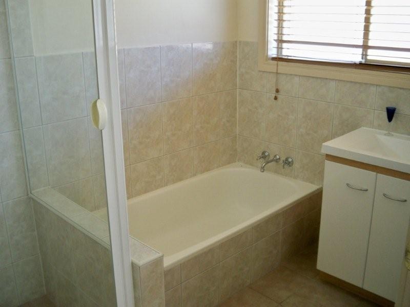 74 Hooker Boulevard, Mermaid Waters QLD 4218