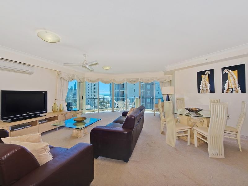 49 ‘Oceana on Broadbeach’ 100 Old Burleigh Road, Broadbeach QLD 4218