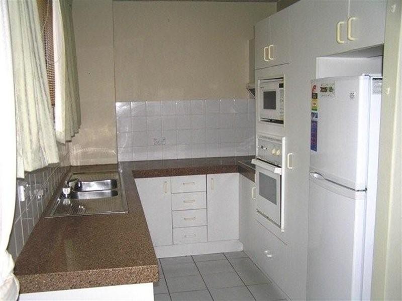 1/21 Heath Street, Southport QLD 4215