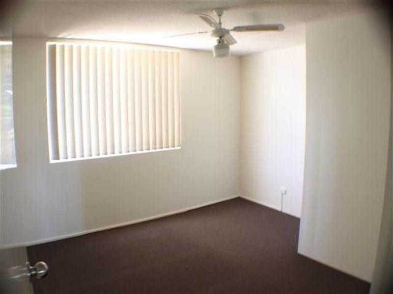 1/21 Heath Street, Southport QLD 4215