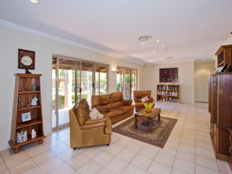 6 Grey Jack Court, Worongary QLD 4213