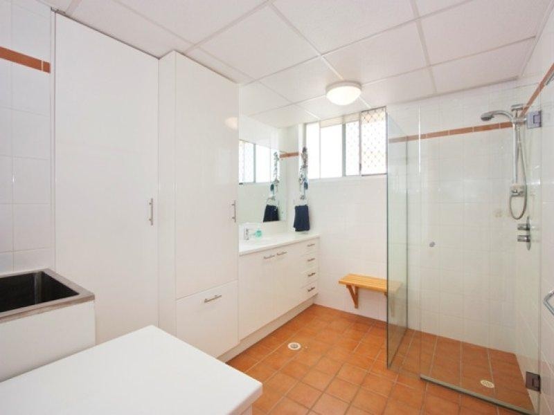 12/280 Hedges Avenue, Mermaid Beach QLD 4218