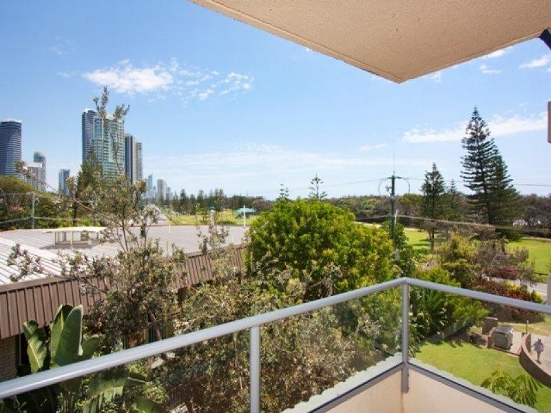 12/280 Hedges Avenue, Mermaid Beach QLD 4218
