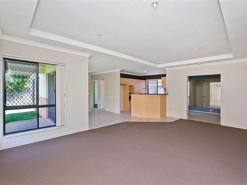 11 Nardoo Street, Robina QLD 4226