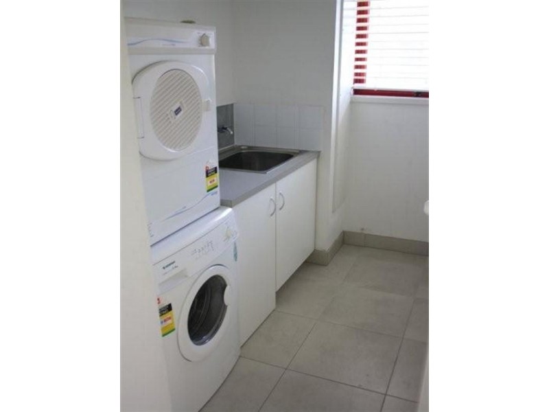 3/7 Britannia Avenue, Broadbeach QLD 4218