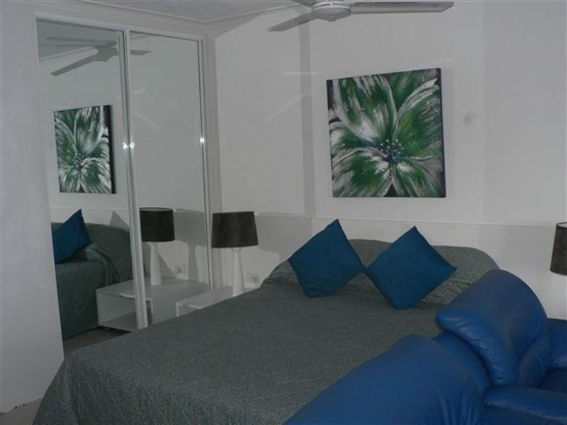 204/3458 Main Beach Parade, Surfers Paradise QLD 4217