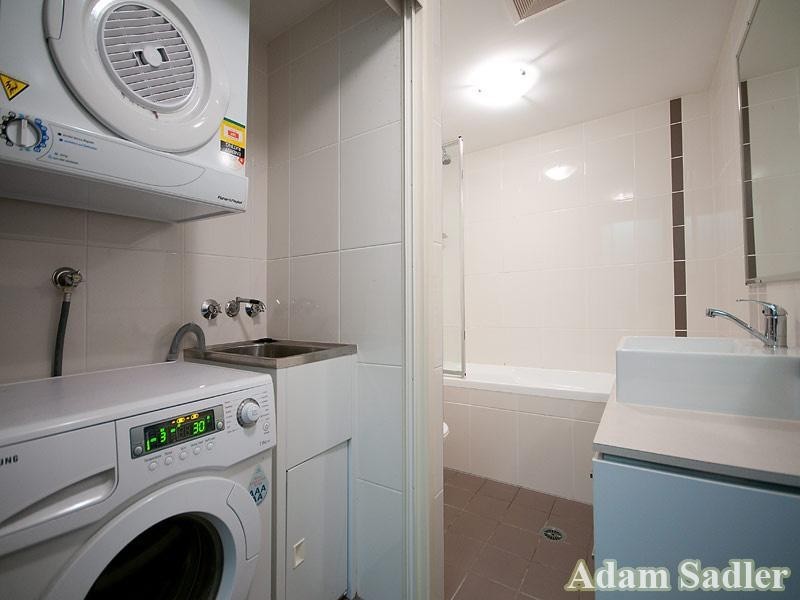 5/8 Proud Street, Labrador QLD 4215