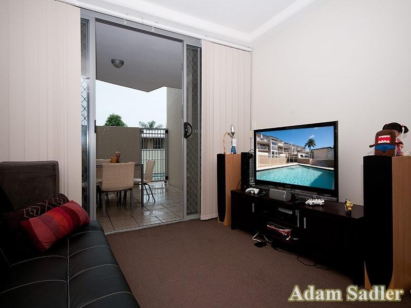 5/8 Proud Street, Labrador QLD 4215