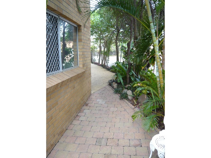 17 Old Burleigh Road, Surfers Paradise QLD 4217