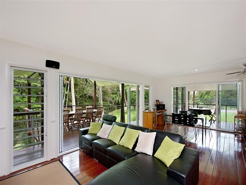 1074 Tallebudgera Creek Road, Tallebudgera Valley QLD 4228