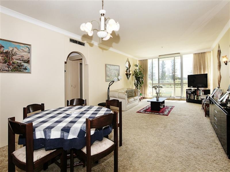 401 ‘Golden Gate’, 3422 Surfers Paradise Boulevard, Surfers Paradise QLD 4217