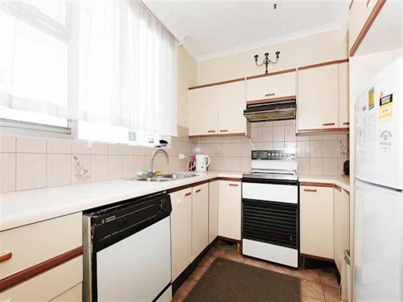 401 ‘Golden Gate’, 3422 Surfers Paradise Boulevard, Surfers Paradise QLD 4217