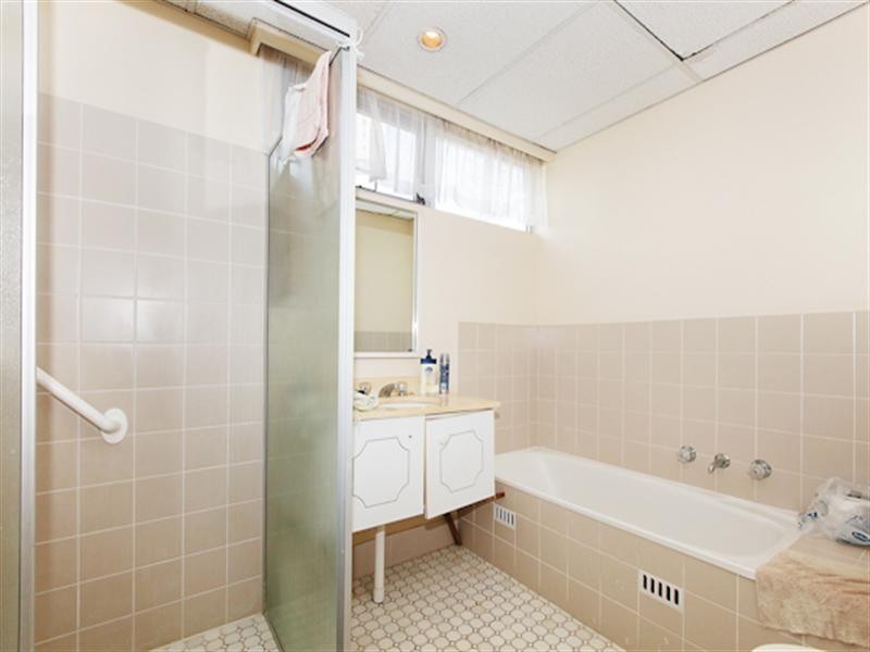 401 ‘Golden Gate’, 3422 Surfers Paradise Boulevard, Surfers Paradise QLD 4217