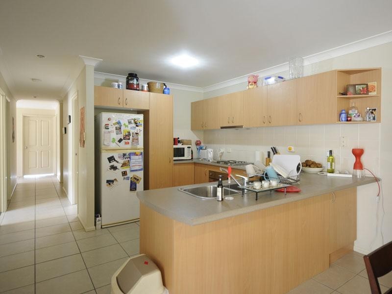 2/36 Merton Drive, Upper Coomera QLD 4209