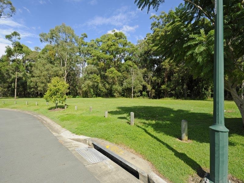 2/36 Merton Drive, Upper Coomera QLD 4209