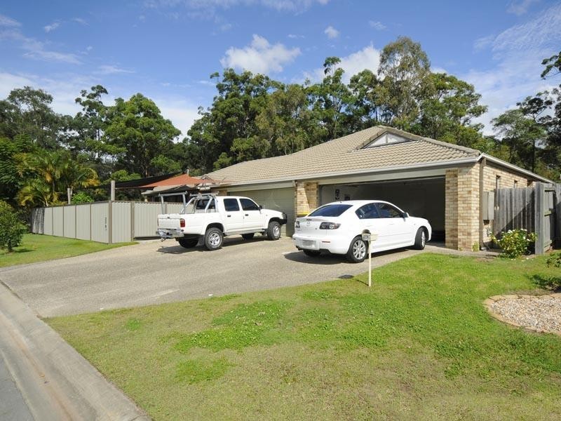 2/36 Merton Drive, Upper Coomera QLD 4209