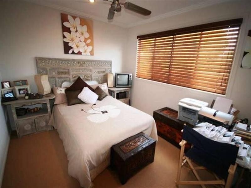 1/6 Second Avenue, Burleigh Heads QLD 4220