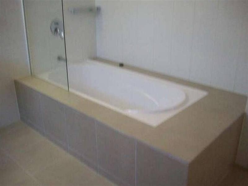 24 Arcadia Drive, Mermaid Waters QLD 4218