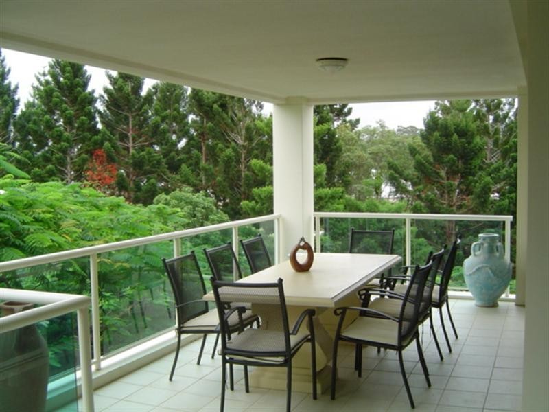 4125 Archer Hill, Benowa QLD 4217